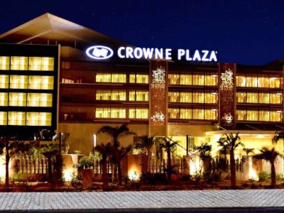 Crown Plaza